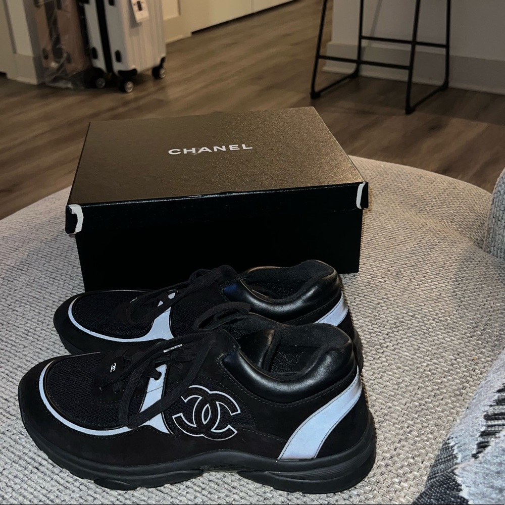 Chanel sneakers size 42 black. Worn twice . Great condition